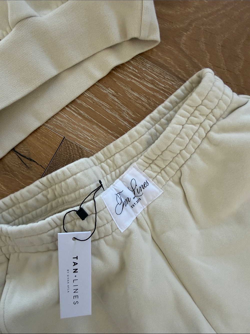 Tan Lines Wild Wild West Coast Sweatshirt and Sweatpants - Picture 11 of 13